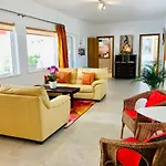 Sunkiss Algarve Holiday home *