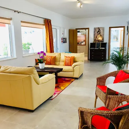 Sunkiss Algarve בית נופש *